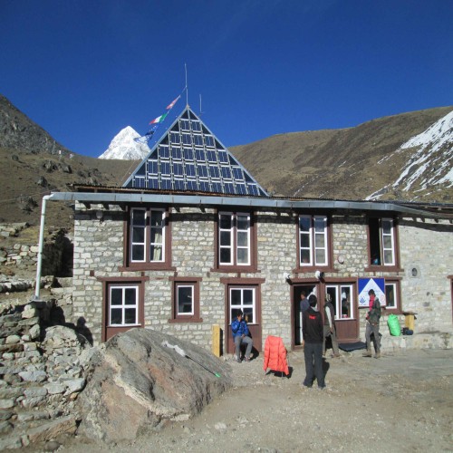 Hotels and Accommodation in Everest