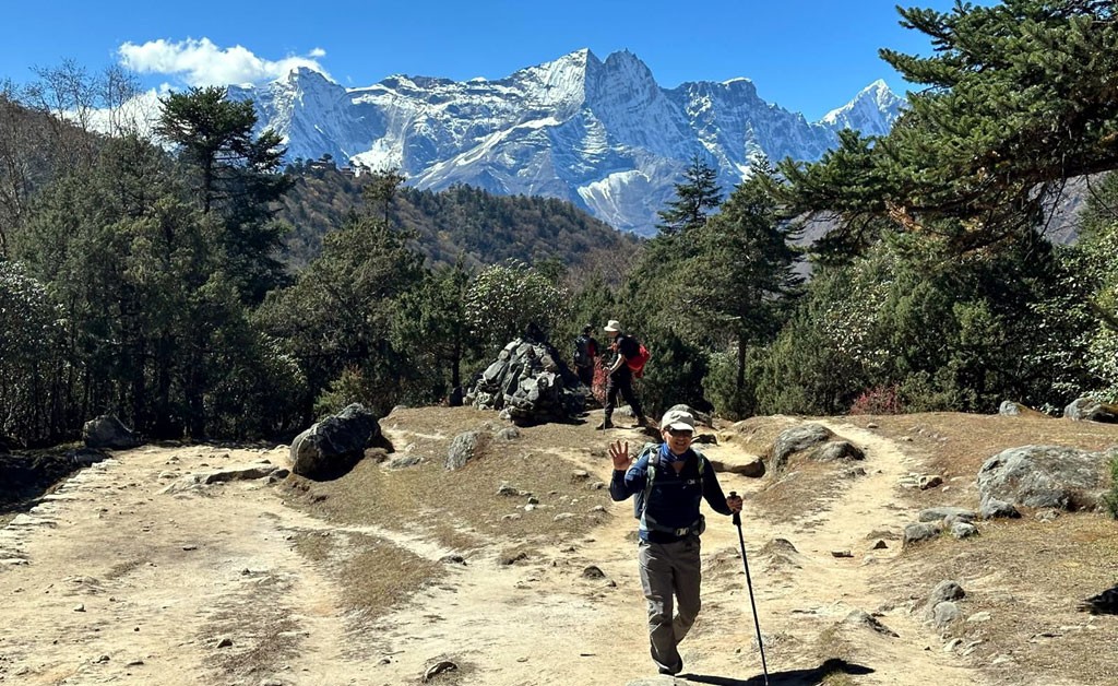 Luxury short everest trek