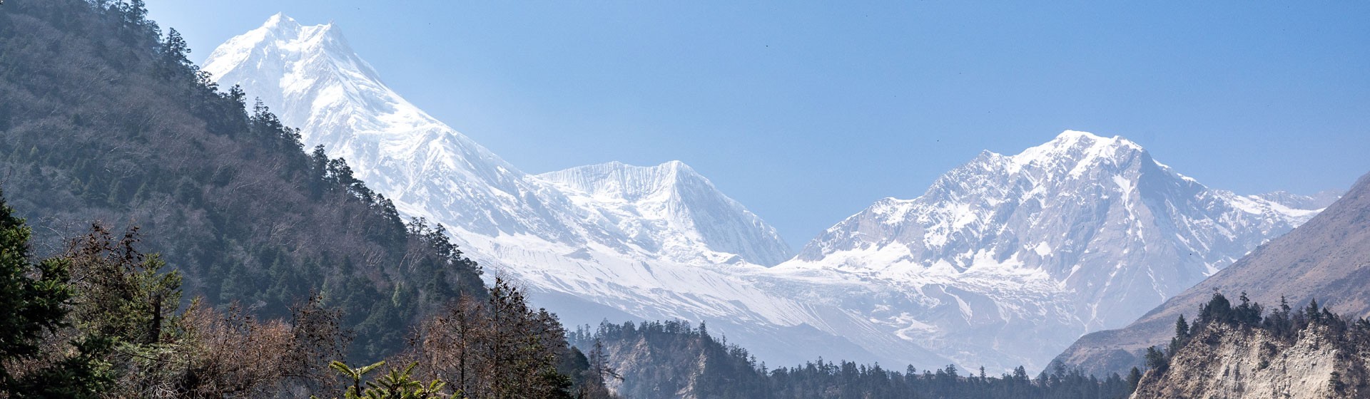 Manaslu Circuit Trek in May in Nepal