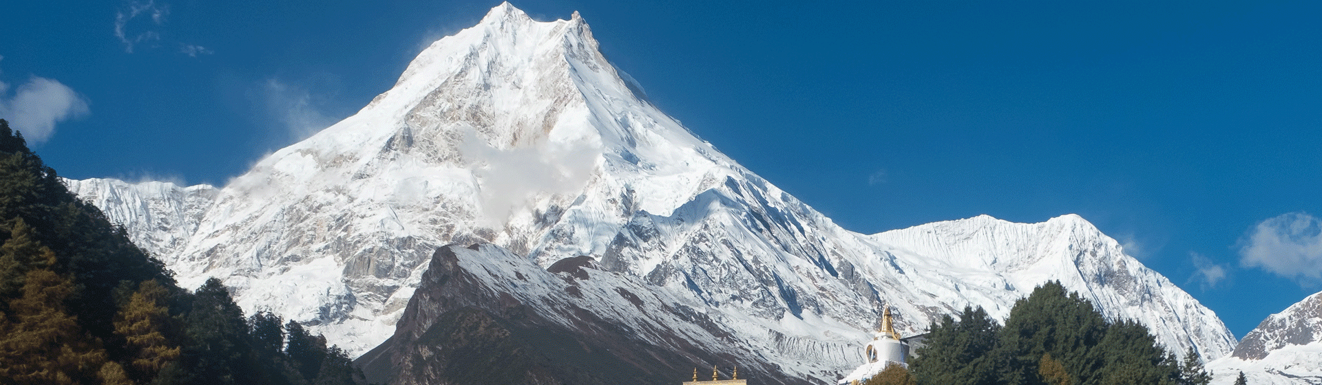 Manaslu circuit trek in April