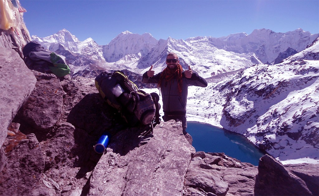 Everest Renjo La Pass Trek
