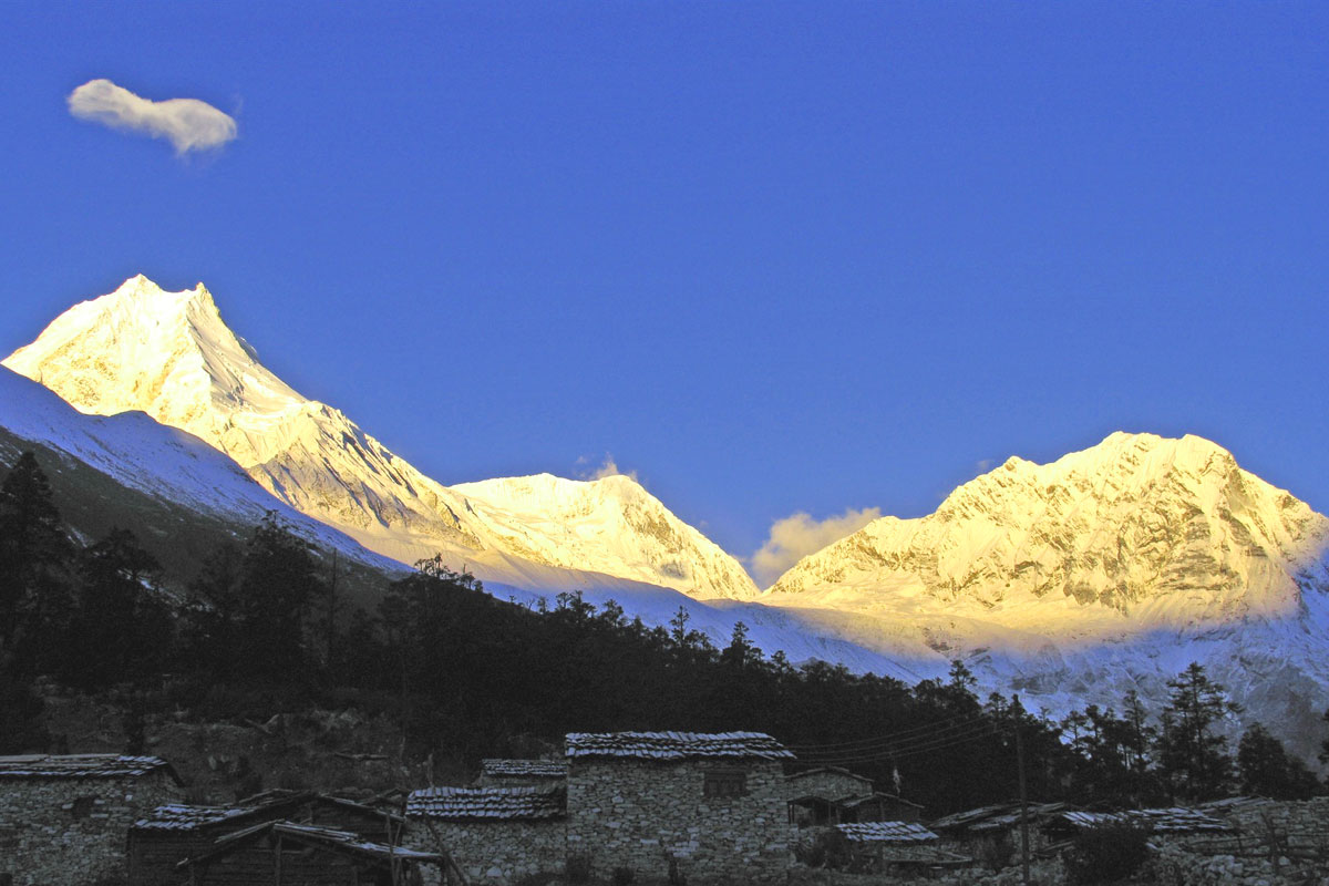 Tsum and Manaslu trek