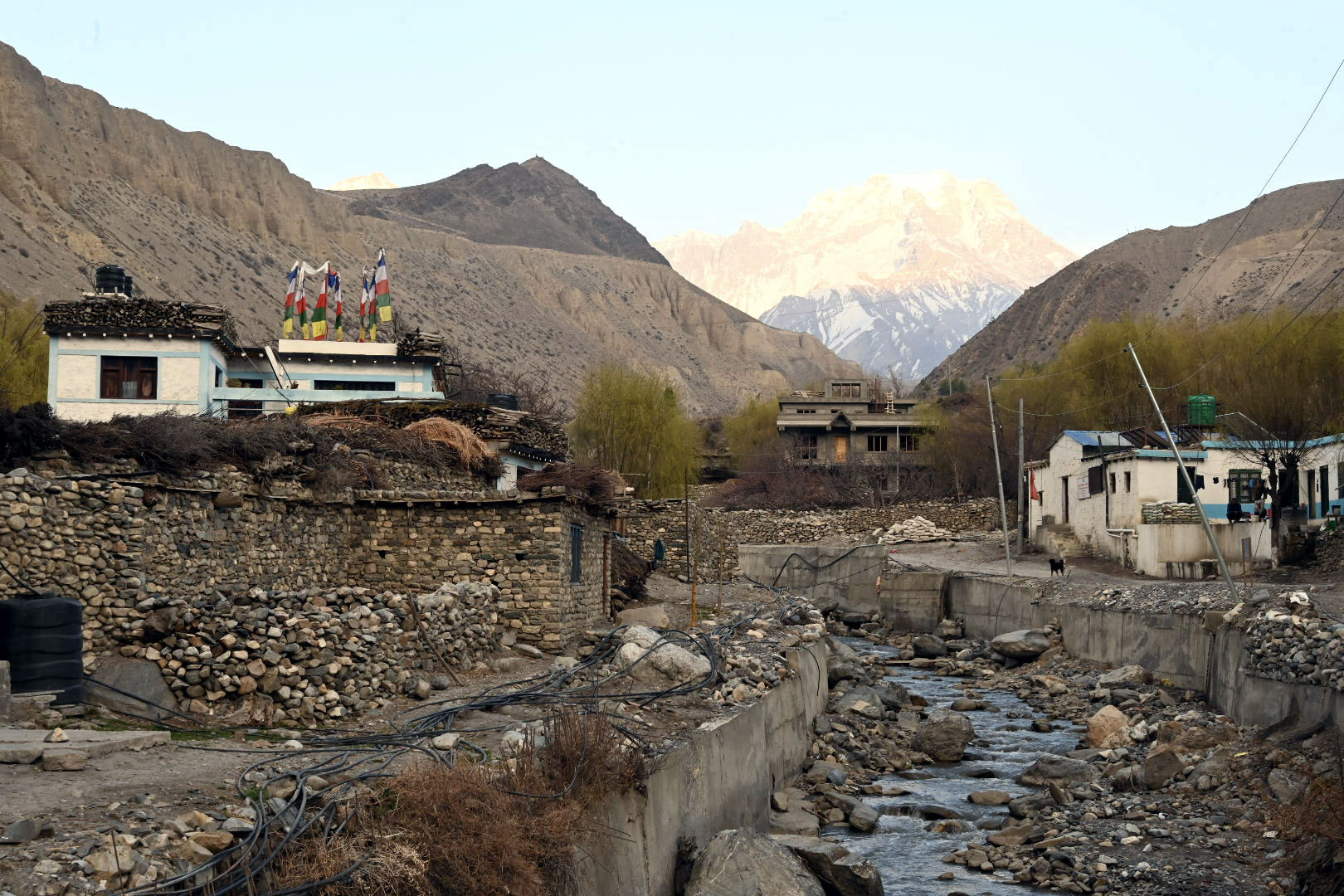 Small Stream on the way to Mustang