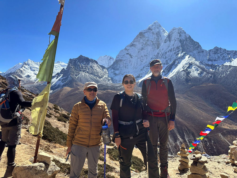 Trekkers enjoying mountain views on a budget Everest Base Camp trek