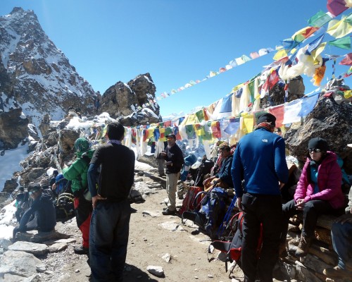 Group In Gokyo Lake Trek